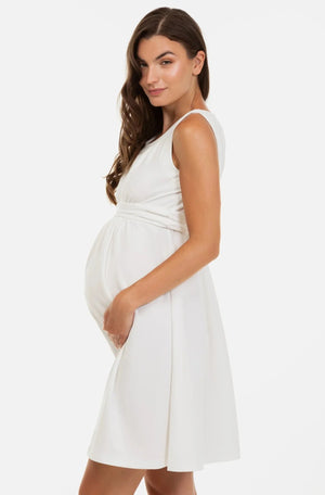 Елегантна рокля с набори за бременни в екрю - Рокля за бременни - soonMAMA - Η σωστή προσθήκη στην κομψή και άνετη εγκυμοσύνη! - Παλτά για έγκυες