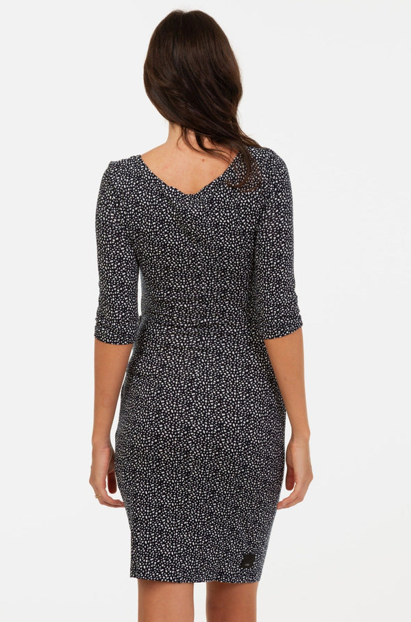 Φόρεμα εγκυμοσύνης και θηλασμού με μοτίβο - - soonMAMA - Η σωστή προσθήκη στην κομψή και άνετη εγκυμοσύνη! - Παλτά για έγκυες