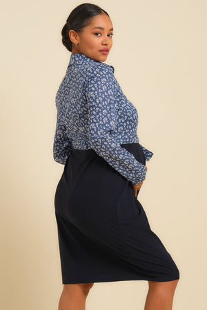 Φόρεμα εγκυμοσύνης και θηλασμού με επάνω μέρος από τζιν ύφασμα - - soonMAMA - Η σωστή προσθήκη στην κομψή και άνετη εγκυμοσύνη! - Παλτά για έγκυες