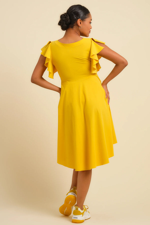 Αεράτο κίτρινο φόρεμα εγκυμοσύνης και θηλασμού - - soonMAMA - Η σωστή προσθήκη στην κομψή και άνετη εγκυμοσύνη! - Παλτά για έγκυες