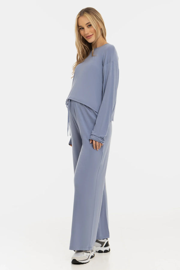 Απαλό παντελόνι εγκυμοσύνης σε γραμμή καμπάνα από modal - παστέλ μπλε - - soonMAMA - Η σωστή προσθήκη στην κομψή και άνετη εγκυμοσύνη! - Παλτά για έγκυες