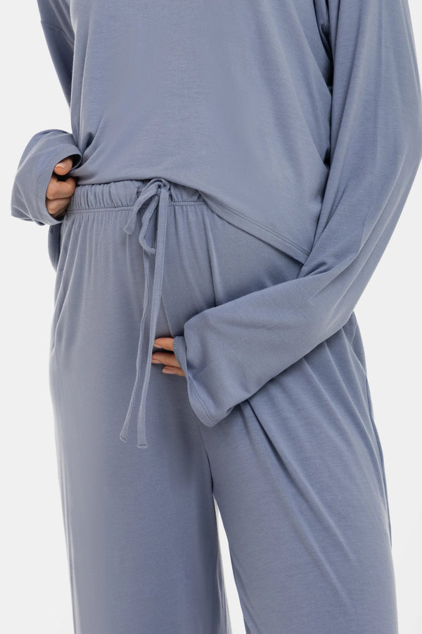 Απαλό παντελόνι εγκυμοσύνης σε γραμμή καμπάνα από modal - παστέλ μπλε - - soonMAMA - Η σωστή προσθήκη στην κομψή και άνετη εγκυμοσύνη! - Παλτά για έγκυες