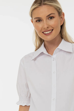 Βαμβακερό πουκάμισο εγκυμοσύνης και θηλασμού με φουσκωτά μανίκια - - soonMAMA - Η σωστή προσθήκη στην κομψή και άνετη εγκυμοσύνη! - Παλτά για έγκυες