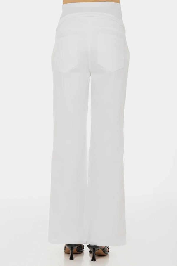 Πλατιά λευκά τζιν εγκυμοσύνης