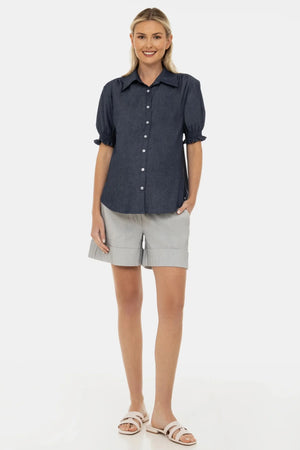 Ριγέ ελαστικά σορτς εγκυμοσύνης - - soonMAMA - Η σωστή προσθήκη στην κομψή και άνετη εγκυμοσύνη! - Παλτά για έγκυες