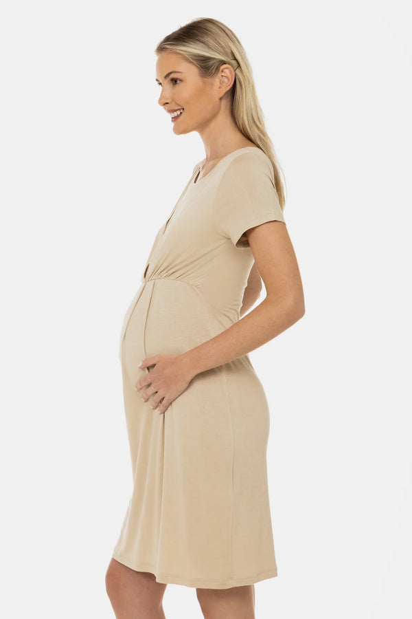 Νυχτικό εγκυμοσύνης και θηλασμού – ανοιχτό μπεζ - - soonMAMA - Η σωστή προσθήκη στην κομψή και άνετη εγκυμοσύνη! - Παλτά για έγκυες