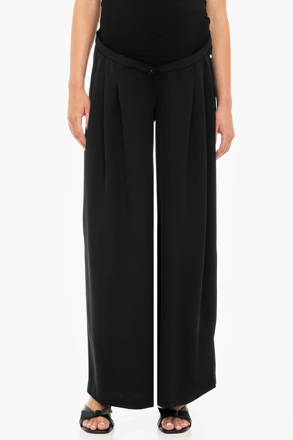 Κομψό μαύρο παντελόνι εγκυμοσύνης με πιέτες - - soonMAMA - Η σωστή προσθήκη στην κομψή και άνετη εγκυμοσύνη! - Παλτά για έγκυες