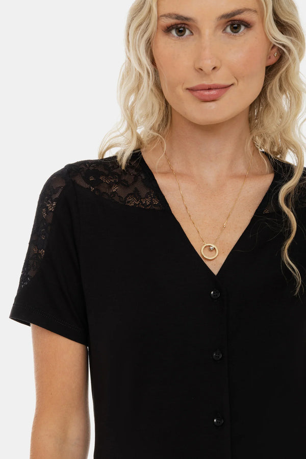 Μπλούζα εγκυμοσύνης και θηλασμού με δαντελένιες λεπτομέρειες – μαύρη - - soonMAMA - Η σωστή προσθήκη στην κομψή και άνετη εγκυμοσύνη! - Παλτά για έγκυες