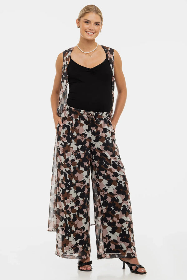 Φαρδύ παντελόνι εγκυμοσύνης από σιφόν με σχέδιο - - soonMAMA - Η σωστή προσθήκη στην κομψή και άνετη εγκυμοσύνη! - Παλτά για έγκυες