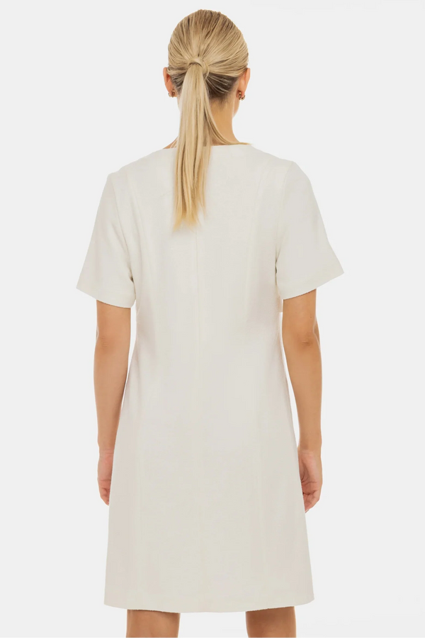 Φόρεμα εγκυμοσύνης από μπουκλέ ύφασμα με κομψές χρυσές λεπτομέρειες - - soonMAMA - Η σωστή προσθήκη στην κομψή και άνετη εγκυμοσύνη! - Παλτά για έγκυες