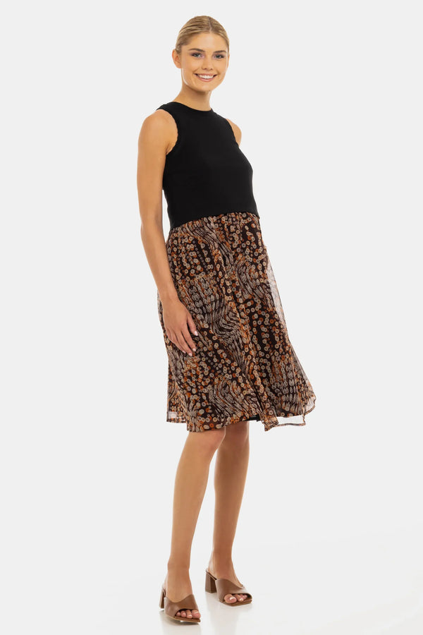 Κομψό φόρεμα με βαμβακερό ριπ τοπ και αέρινη φούστα - Dresses - soonMAMA - Η σωστή προσθήκη στην κομψή και άνετη εγκυμοσύνη! - Παλτά για έγκυες