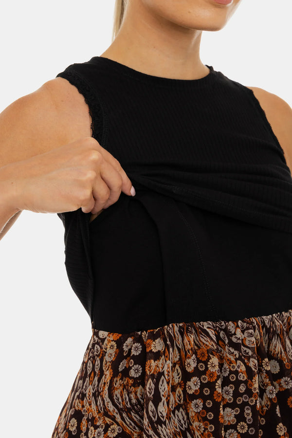 Κομψό φόρεμα με βαμβακερό ριπ τοπ και αέρινη φούστα - Dresses - soonMAMA - Η σωστή προσθήκη στην κομψή και άνετη εγκυμοσύνη! - Παλτά για έγκυες