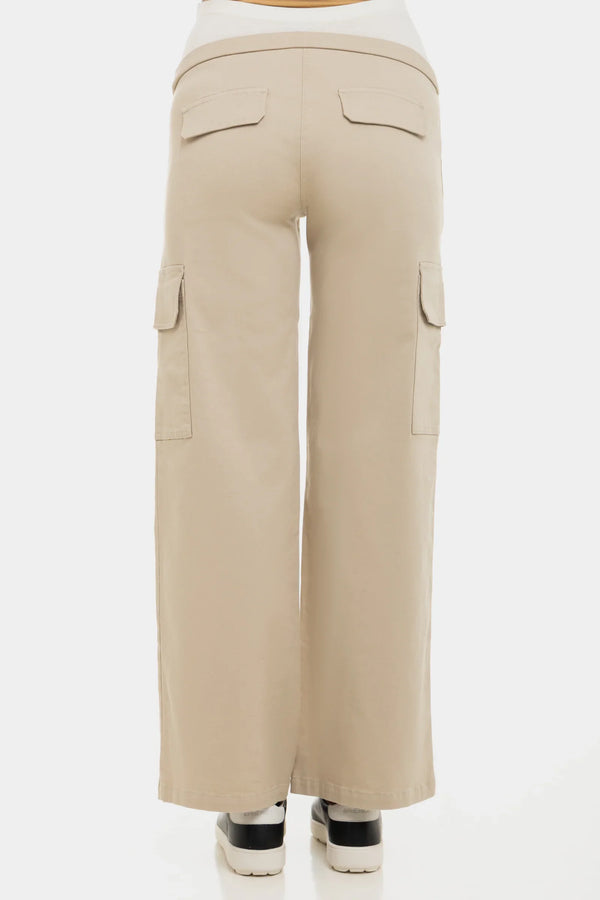 Φαρδύ μπεζ βαμβακερό παντελόνι εγκυμοσύνης - - soonMAMA - Η σωστή προσθήκη στην κομψή και άνετη εγκυμοσύνη! - Παλτά για έγκυες