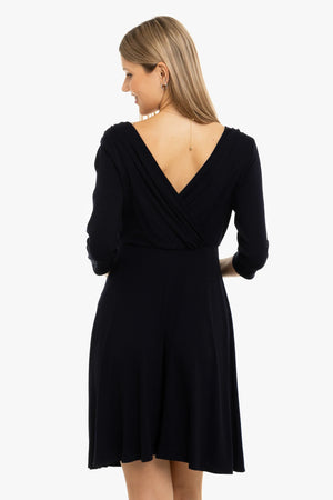 Κομψό φόρεμα εγκυμοσύνης και θηλασμού - σκούρο μπλε - - soonMAMA - Η σωστή προσθήκη στην κομψή και άνετη εγκυμοσύνη! - Παλτά για έγκυες