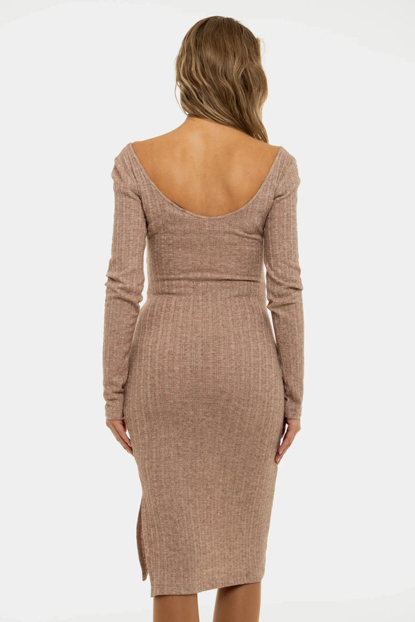 Πλεκτό εφαρμοστό φόρεμα εγκυμοσύνης - μπεζ - - soonMAMA - Η σωστή προσθήκη στην κομψή και άνετη εγκυμοσύνη! - Παλτά για έγκυες