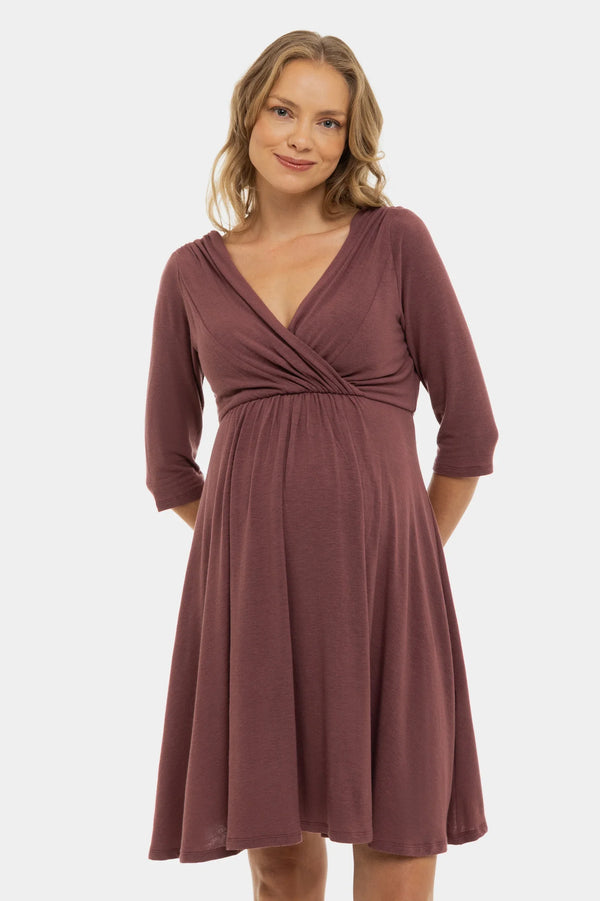 Κομψό φόρεμα εγκυμοσύνης και θηλασμού - σε σκούρο ροζ