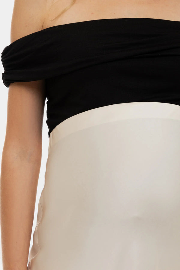 Σατέν φούστα εγκυμοσύνης - εκρού - - soonMAMA - Η σωστή προσθήκη στην κομψή και άνετη εγκυμοσύνη! - Παλτά για έγκυες