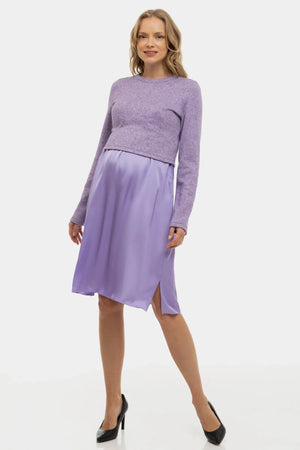 Σατέν φόρεμα με πουλόβερ εγκυμοσύνης και θηλασμό - λιλά - - soonMAMA - Η σωστή προσθήκη στην κομψή και άνετη εγκυμοσύνη! - Παλτά για έγκυες