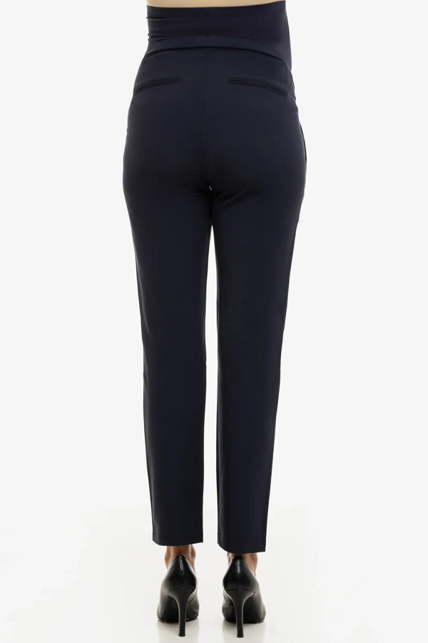 Παντελόνι εγκυμοσύνης σε σκούρο μπλε - - soonMAMA - Η σωστή προσθήκη στην κομψή και άνετη εγκυμοσύνη! - Παλτά για έγκυες