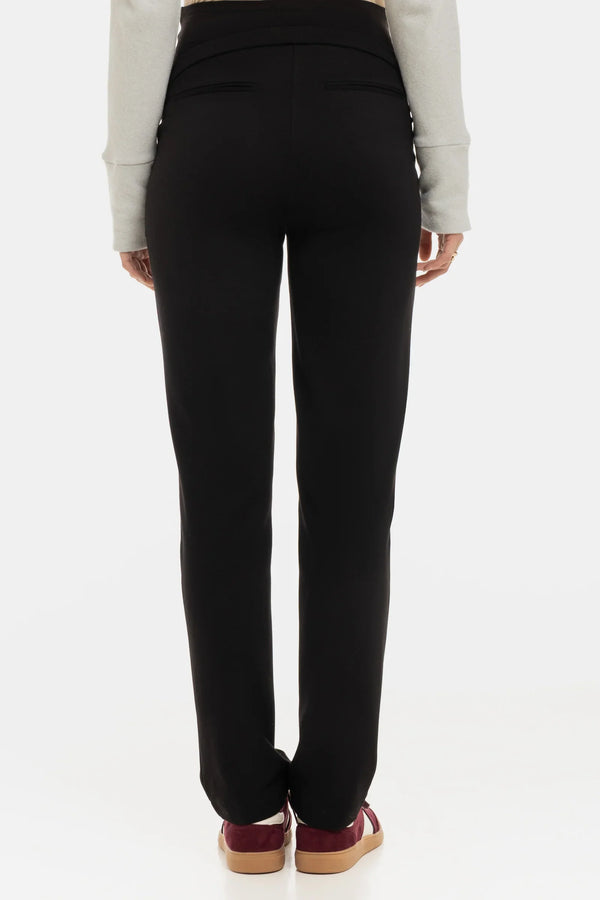 Κομψό παντελόνι εγκυμοσύνης από ζέρσεϊ – μαύρο - - soonMAMA - Η σωστή προσθήκη στην κομψή και άνετη εγκυμοσύνη! - Παλτά για έγκυες