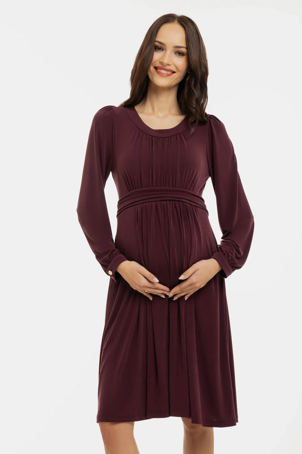 Κομψό φόρεμα εγκυμοσύνης με σούρες - μπορντό - - soonMAMA - Η σωστή προσθήκη στην κομψή και άνετη εγκυμοσύνη! - Παλτά για έγκυες