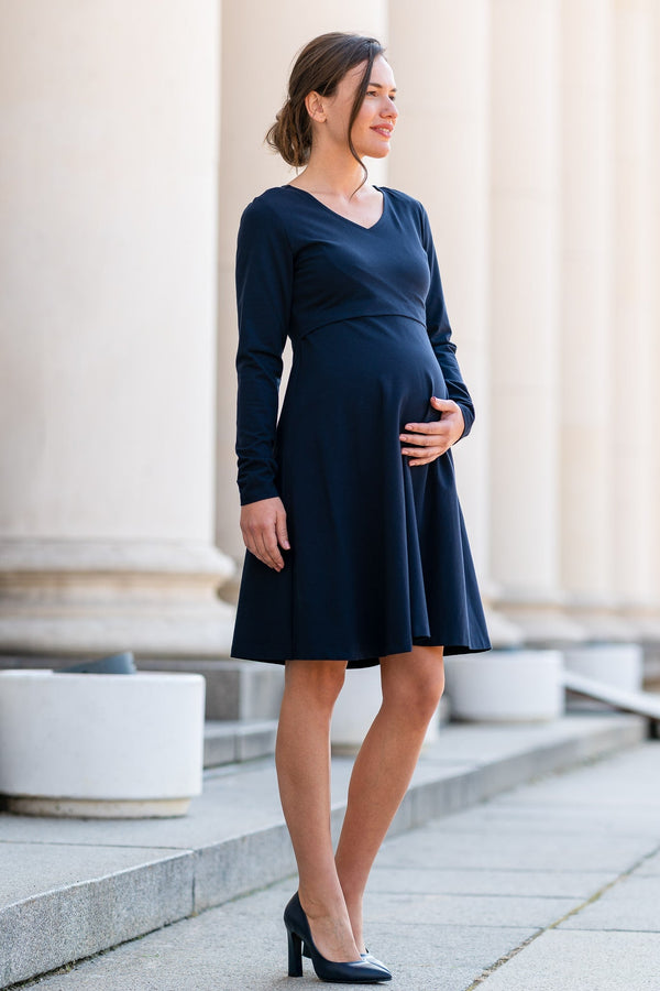Βαμβακερό φόρεμα εγκυμοσύνης και θηλασμού σε γραμμή Α – σκούρο μπλε - - soonMAMA - Η σωστή προσθήκη στην κομψή και άνετη εγκυμοσύνη! - Παλτά για έγκυες