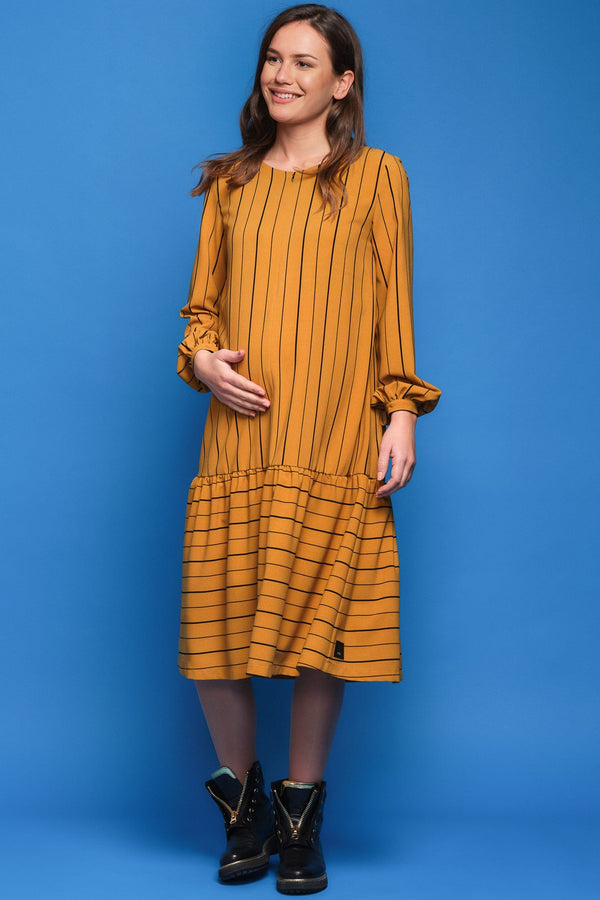 Μακρύ φόρεμα εγκυμοσύνης και θηλασμού με σχέδιο - - soonMAMA - Η σωστή προσθήκη στην κομψή και άνετη εγκυμοσύνη! - Παλτά για έγκυες