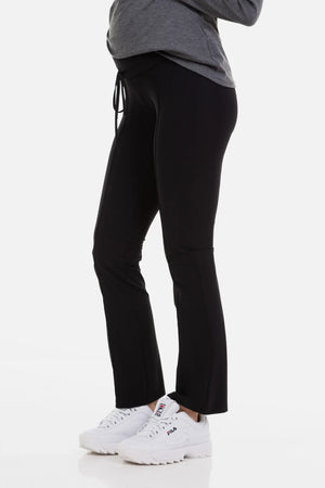 Αθλητικό παντελόνι εγκυμοσύνης με δέσιμο φιόγκο - - soonMAMA - Η σωστή προσθήκη στην κομψή και άνετη εγκυμοσύνη! - Παλτά για έγκυες