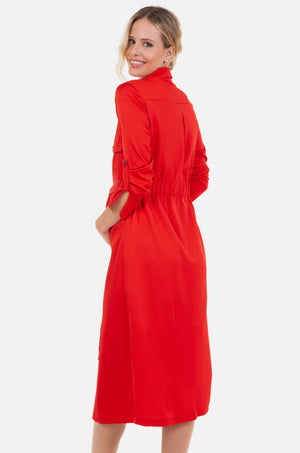 Μακρύ σατέν φόρεμα εγκυμοσύνης και θηλασμού σε κόκκινο - - soonMAMA - Η σωστή προσθήκη στην κομψή και άνετη εγκυμοσύνη! - Παλτά για έγκυες