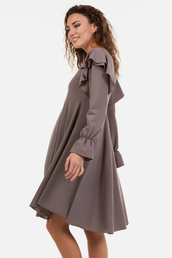 Αεράτο φόρεμα εγκυμοσύνης και θηλασμού σε χρώμα μόκα - - soonMAMA - Η σωστή προσθήκη στην κομψή και άνετη εγκυμοσύνη! - Παλτά για έγκυες