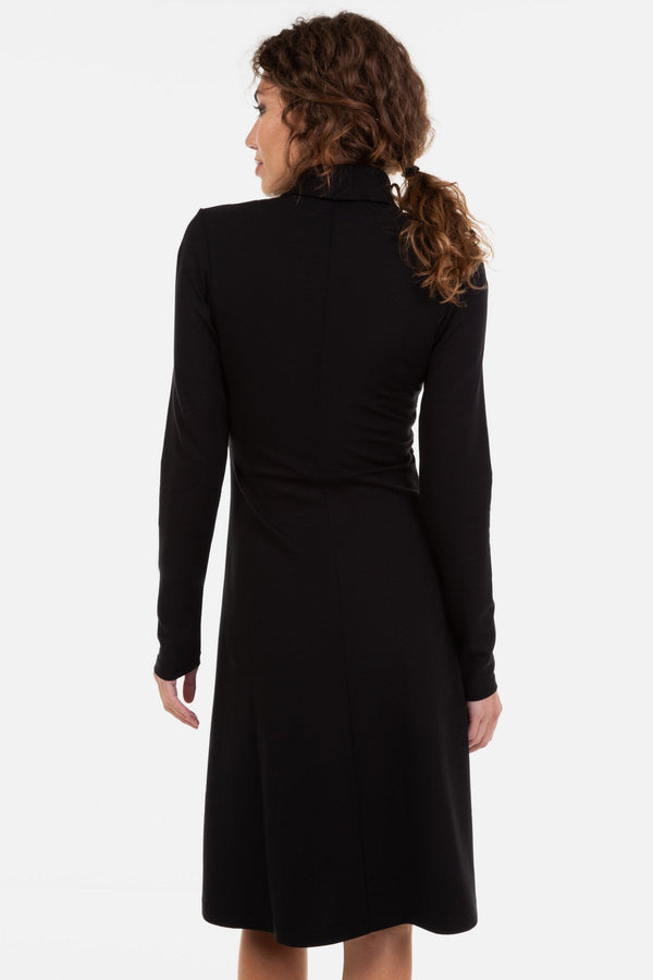 Φόρεμα εγκυμοσύνης και θηλασμού με ζιβάγκο σε γραμμή Α - μαύρο - - soonMAMA - Η σωστή προσθήκη στην κομψή και άνετη εγκυμοσύνη! - Παλτά για έγκυες