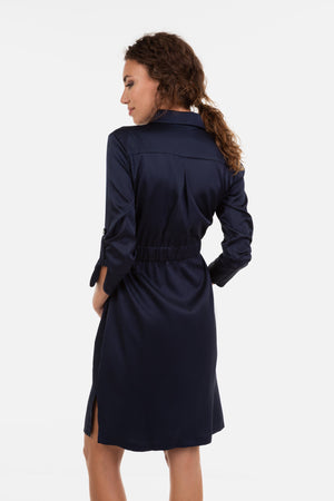 Σατινέ φόρεμα εγκυμοσύνης και θηλασμού σε σκούρο μπλε - - soonMAMA - Η σωστή προσθήκη στην κομψή και άνετη εγκυμοσύνη! - Παλτά για έγκυες