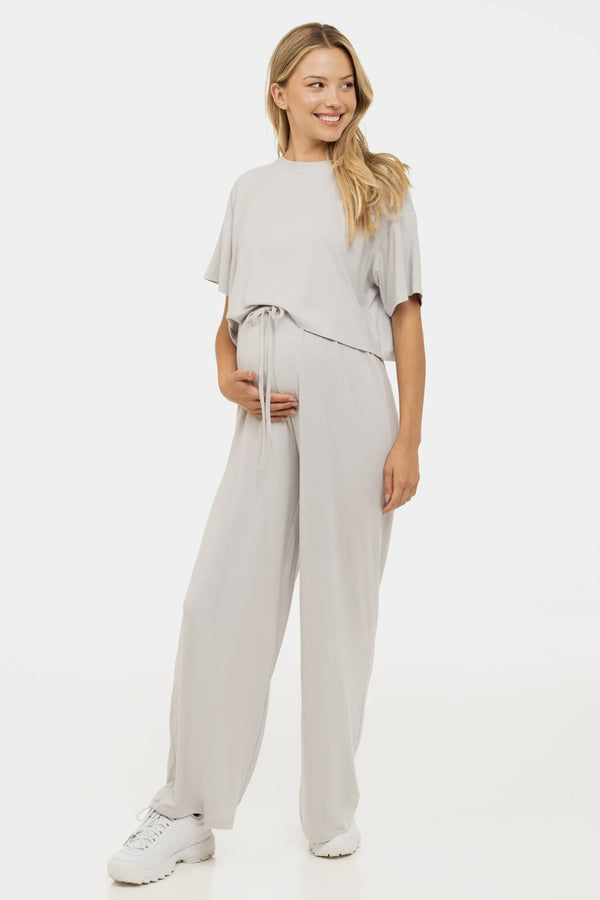 Απαλό κροπ τοπ εγκυμοσύνης από modal – ανοιχτό γκρι - - soonMAMA - Η σωστή προσθήκη στην κομψή και άνετη εγκυμοσύνη! - Παλτά για έγκυες