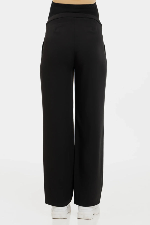 Ελαστικό παντελόνι εγκυμοσύνης σε Α-γραμμή με πιέτες – μαύρο