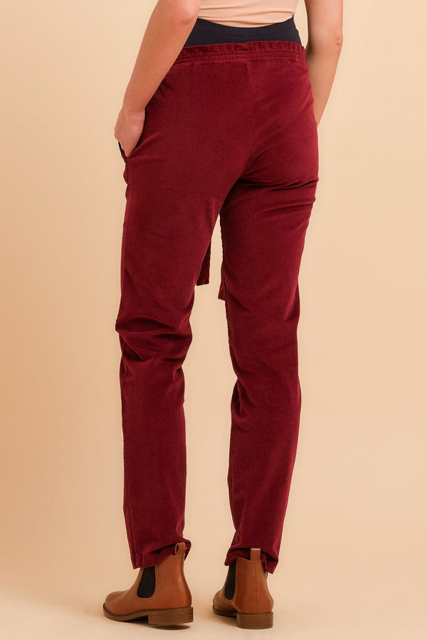 Παντελόνι εγκυμοσύνης κορδόνι σε μπορντό - - soonMAMA - Η σωστή προσθήκη στην κομψή και άνετη εγκυμοσύνη! - Παλτά για έγκυες