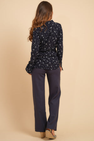 Παντελόνι εγκυμοσύνης από λινό με καμπάνα – σκούρο μπλε - Clothing - soonMAMA - Η σωστή προσθήκη στην κομψή και άνετη εγκυμοσύνη! - Παλτά για έγκυες