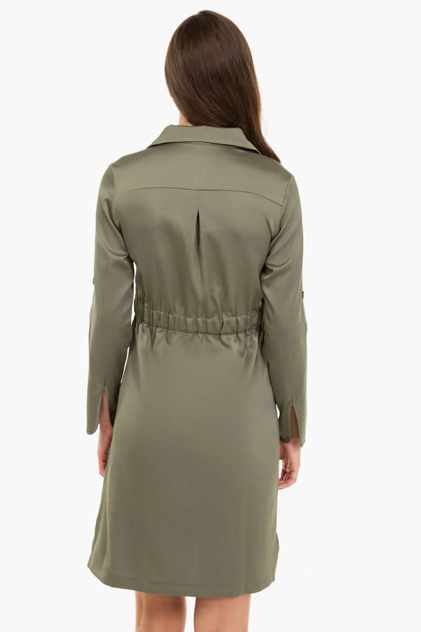 Γυαλιστερό φόρεμα εγκυμοσύνης και θηλασμού με γιακά - - soonMAMA - Η σωστή προσθήκη στην κομψή και άνετη εγκυμοσύνη! - Παλτά για έγκυες