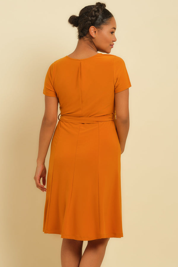 Φαρδύ φόρεμα εγκυμοσύνης και θηλασμού - - soonMAMA - Η σωστή προσθήκη στην κομψή και άνετη εγκυμοσύνη! - Παλτά για έγκυες