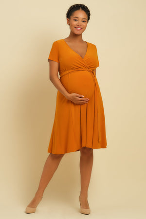 Φαρδύ φόρεμα εγκυμοσύνης και θηλασμού - - soonMAMA - Η σωστή προσθήκη στην κομψή και άνετη εγκυμοσύνη! - Παλτά για έγκυες