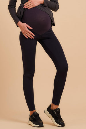 Σκούρο μπλε κολάν εγκυμοσύνης με χνουδωτό ύφασμα από μέσα - Παντελόνι - soonMAMA - Η σωστή προσθήκη στην κομψή και άνετη εγκυμοσύνη! - Παλτά για έγκυες